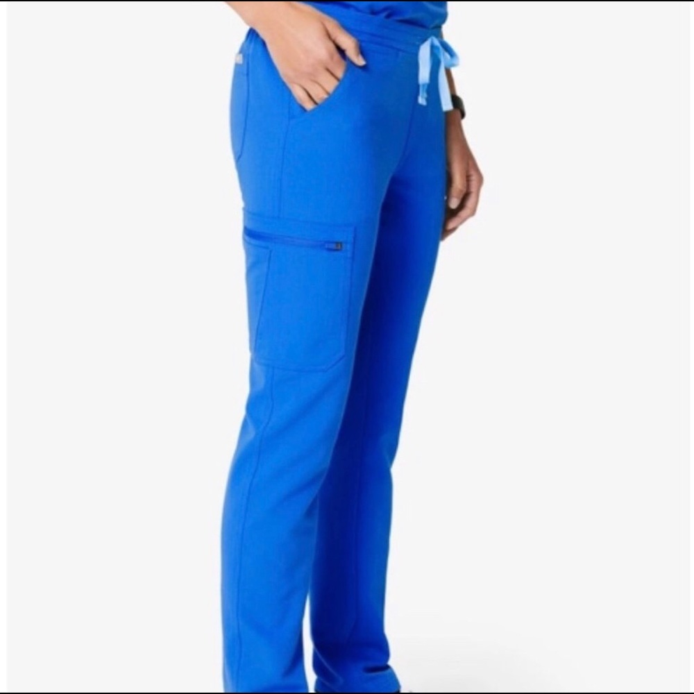 Yola skinny scrub pant M